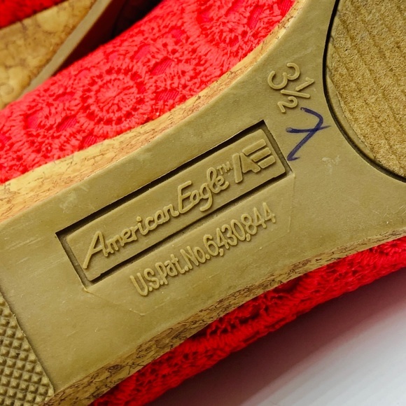 American Eagle Pink Peep Toe Crochet Cork Wedges - Picture 12 of 14